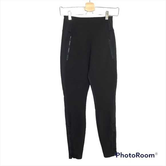 Athleta Headlands Hybrid Moto Tight Black - Picture 3 of 12